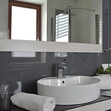 酒店 S 新乔瓦尼提蒂诺