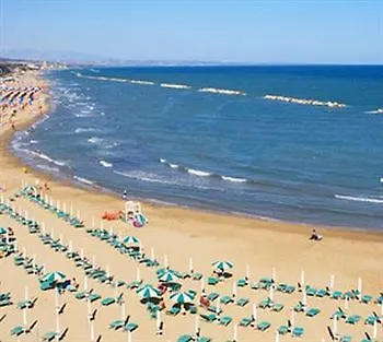 S 新乔瓦尼提蒂诺