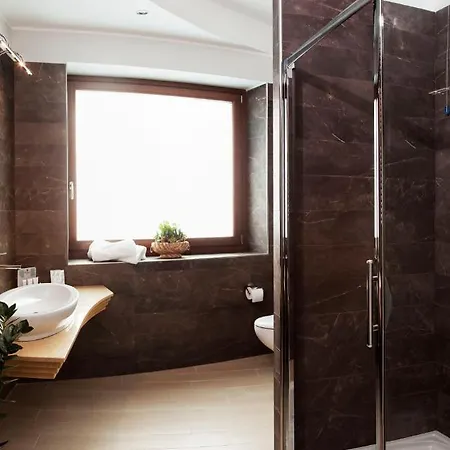 Hotel S 4*