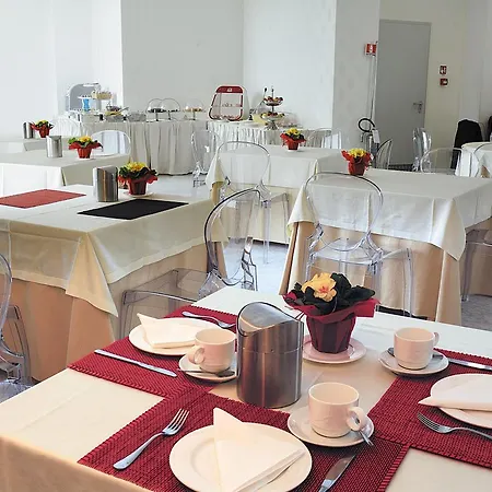 S 酒店 新乔瓦尼提蒂诺