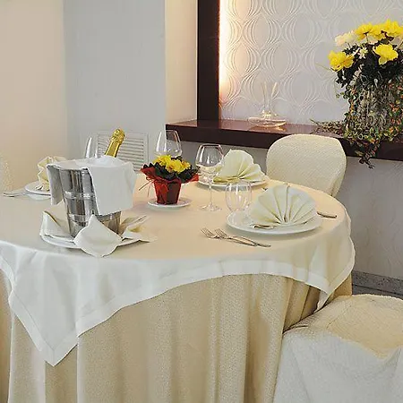 S Hotel 4*